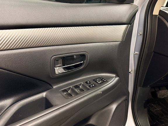 Mitsubishi Outlander 17 of 26