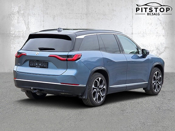 NIO ES8 9 of 30