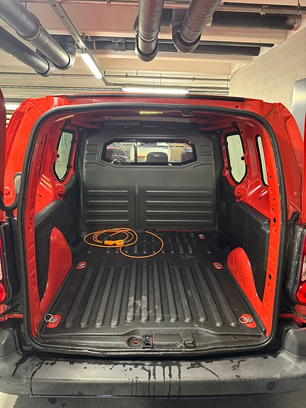 Peugeot Partner 6 of 10