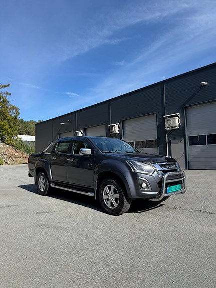 Isuzu D-max 12 of 30