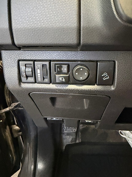 Isuzu D-max 25 of 30