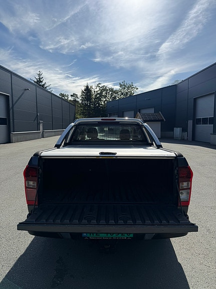 Isuzu D-max 7 of 30