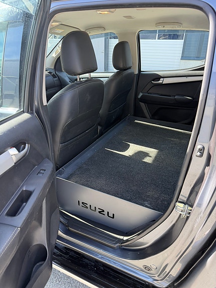Isuzu D-max 17 of 30
