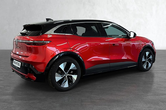 Renault Megane E-Tech 6 of 14