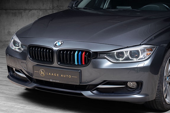 BMW 318d 2 of 30