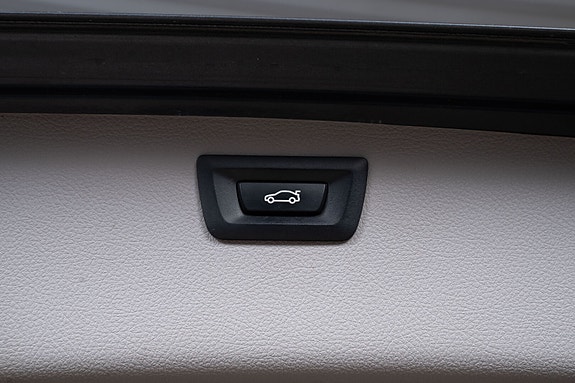 BMW 318d 9 of 30
