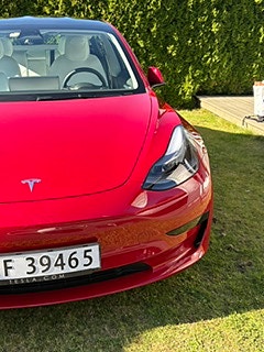 Tesla Model 3 3 of 18