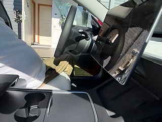 Tesla Model 3 15 of 18