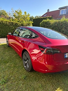 Tesla Model 3 8 of 18