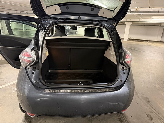 Renault Zoe 9 of 12