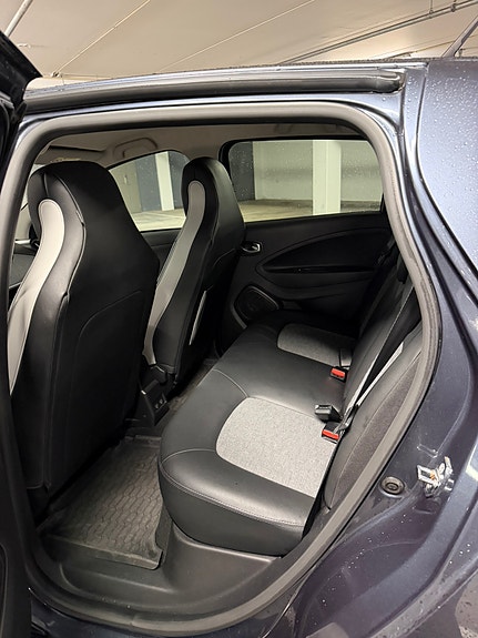 Renault Zoe 8 of 12