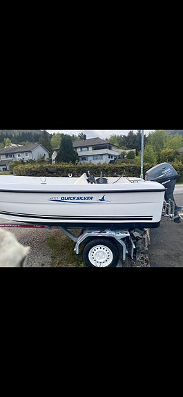 Sjølvlensande Quicksilver 410 Fish med Yamaha 15 hk  elektrisk start og båtvogn. 4 of 4
