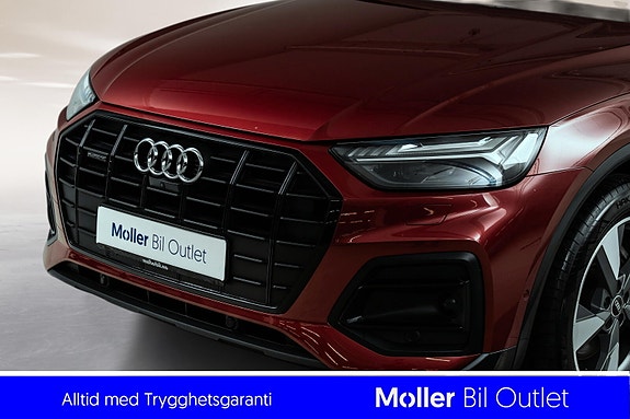 Audi Q5 2 of 19