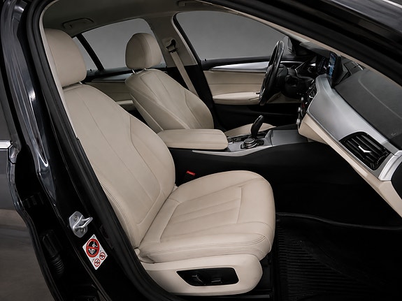 BMW 520d 19 of 30