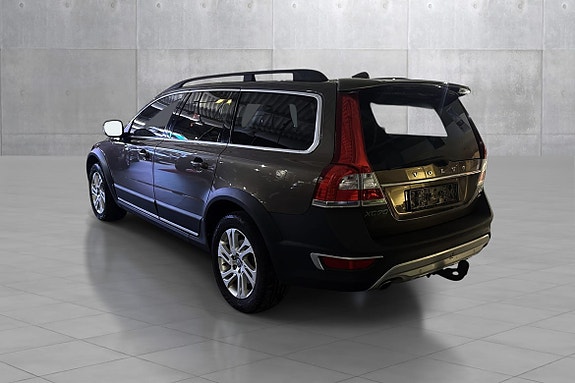 Volvo XC70 3 of 19