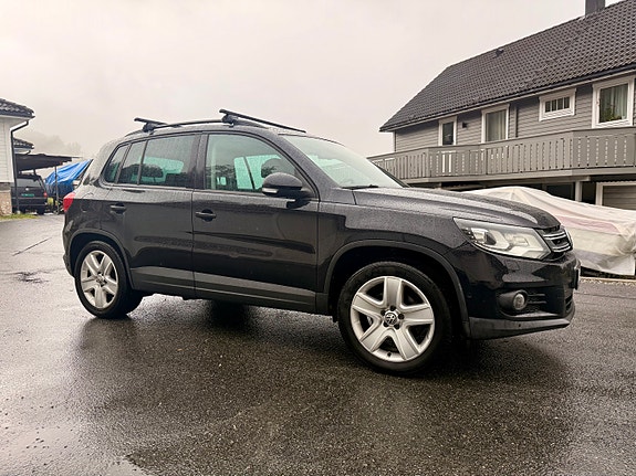 Volkswagen Tiguan 2 of 22