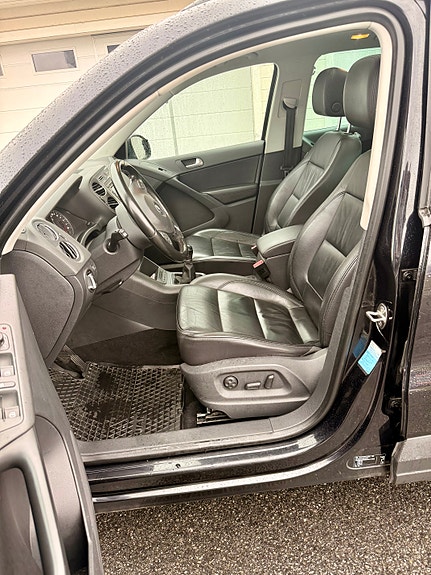 Volkswagen Tiguan 6 of 22
