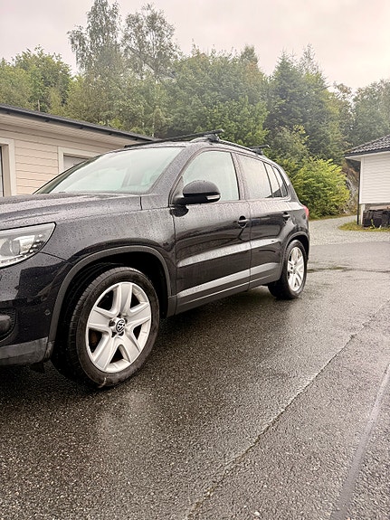 Volkswagen Tiguan 4 of 22