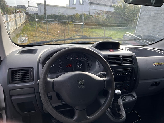 Peugeot Expert 8 of 12