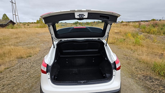 Nissan Qashqai 15 of 15