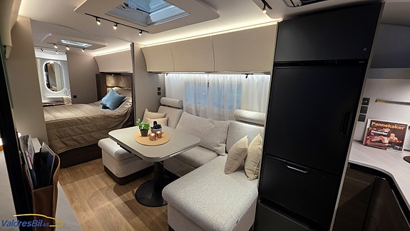 Adria ALPINA 663 HT / Facelift / Alde / MACH 2.0 / Separat dusj 12 of 20