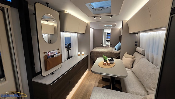 Adria ALPINA 663 HT / Facelift / Alde / MACH 2.0 / Separat dusj 13 of 20
