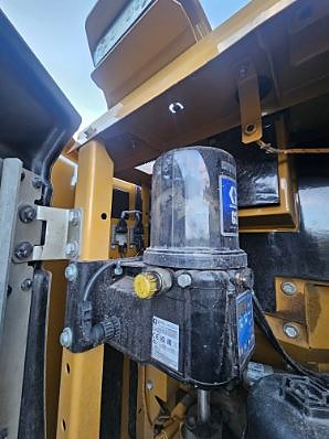 Cat 313-07 6 of 17