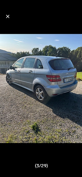 Mercedes-Benz B180 d 4 of 12