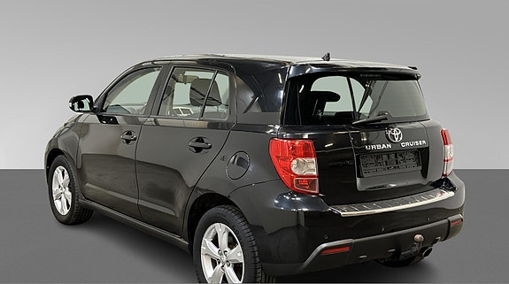Toyota Urban Cruiser 5 of 16
