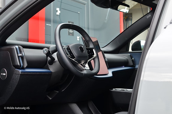 Volvo EX30 15 of 24