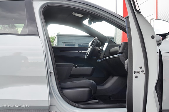 Volvo EX30 12 of 24