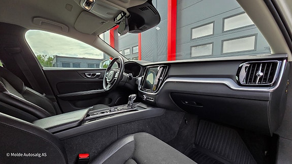 Volvo V60 15 of 27