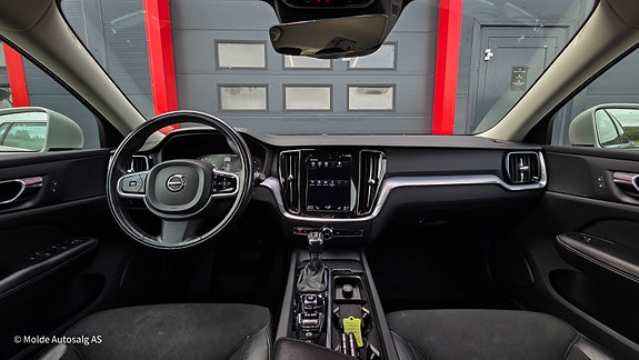Volvo V60 19 of 27