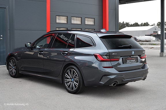 BMW 330e 7 of 30