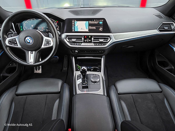 BMW 330e 19 of 30