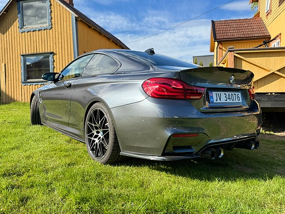 BMW M4 27 of 30