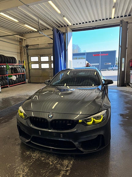 BMW M4 5 of 30