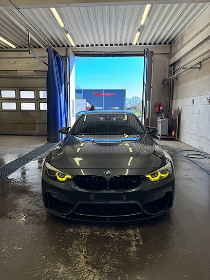 BMW M4 11 of 30