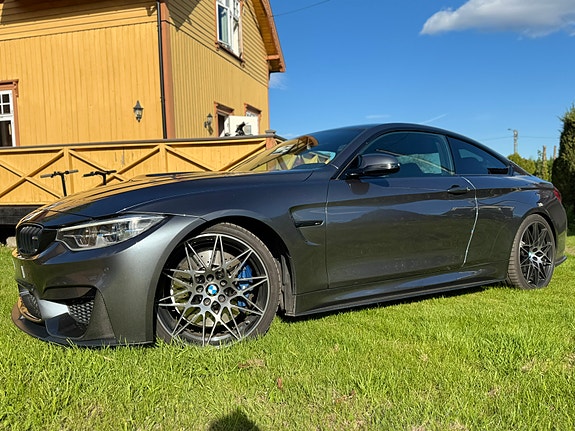 BMW M4 28 of 30