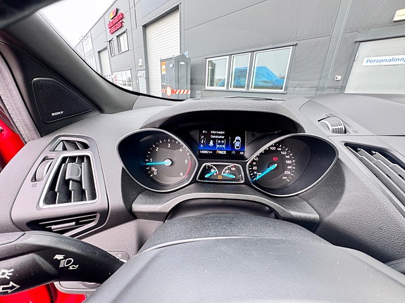Ford Kuga 8 of 22