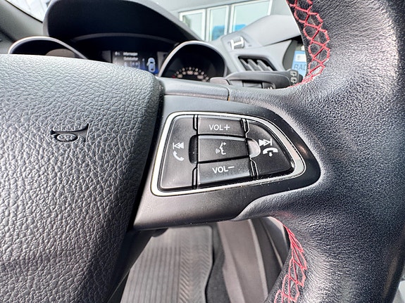 Ford Kuga 12 of 22