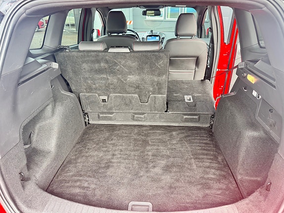 Ford Kuga 19 of 22