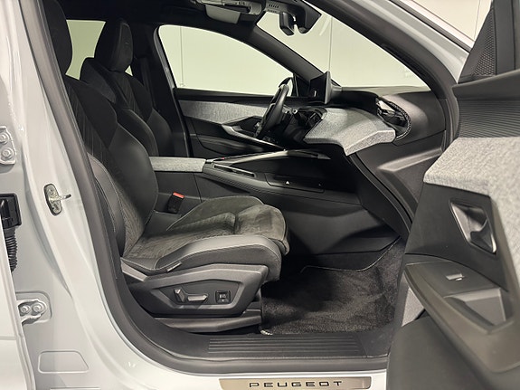 Peugeot e-5008 20 of 30