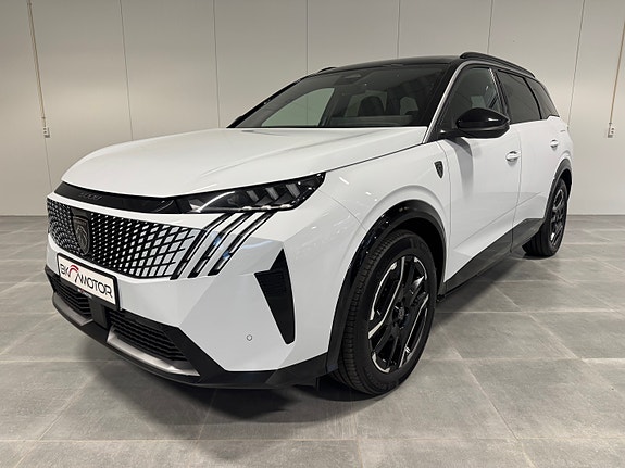 Peugeot e-5008 9 of 30