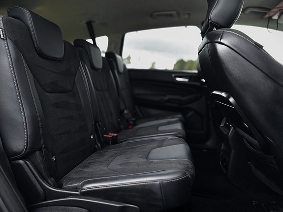 Ford S-MAX 18 of 30