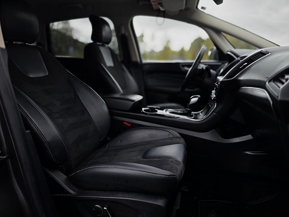 Ford S-MAX 19 of 30