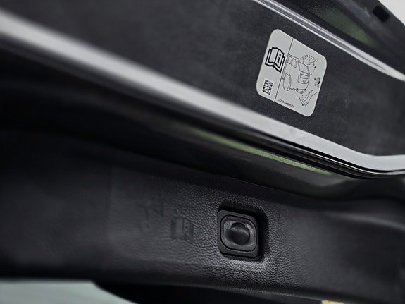 Ford S-MAX 16 of 30