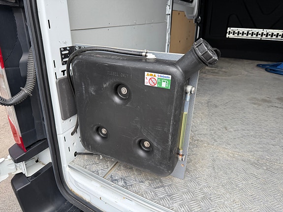 Ford E-Transit 350 L2 Van 13 of 30