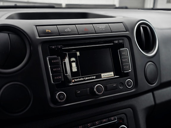 Volkswagen Amarok 24 of 30
