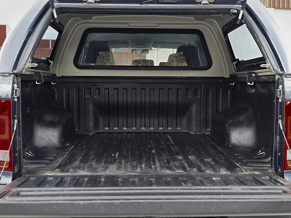 Volkswagen Amarok 14 of 30